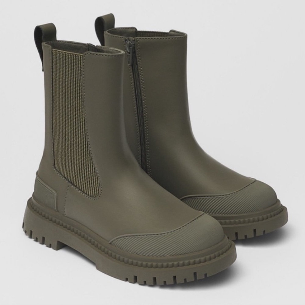NWT Zara Chunky Boots